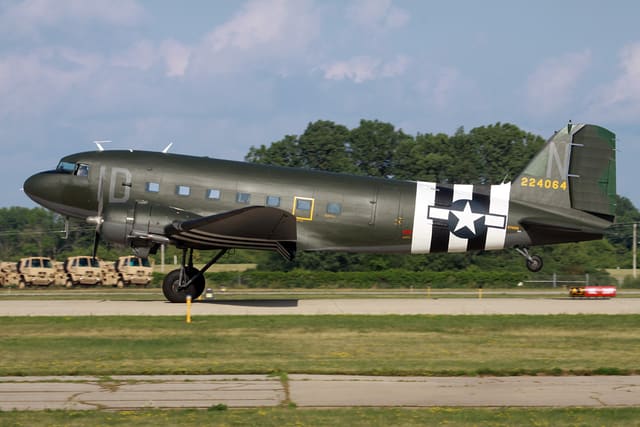 N74589 - Douglas