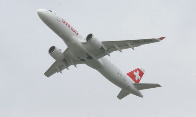 HB-JCH - Twin-engine aircraft