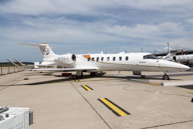 N751LJ - Bombardier