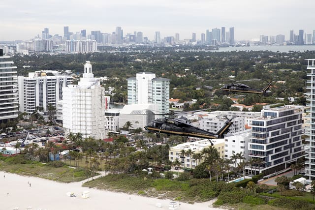 N72760 - Helicopter