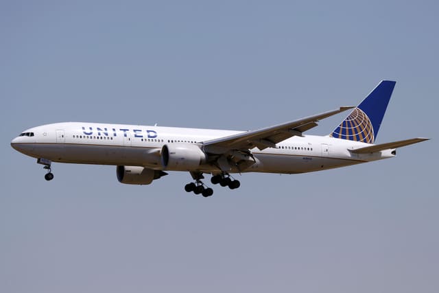 N78013 - Boeing