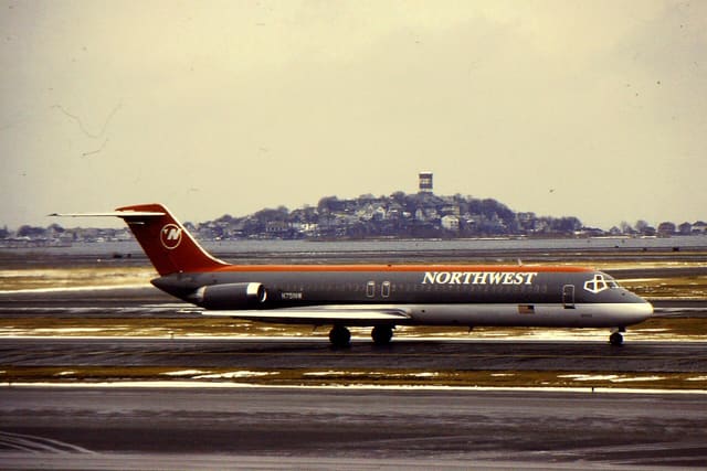 N751NW - Douglas
