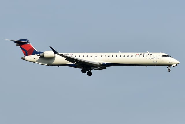 N232PQ - Bombardier