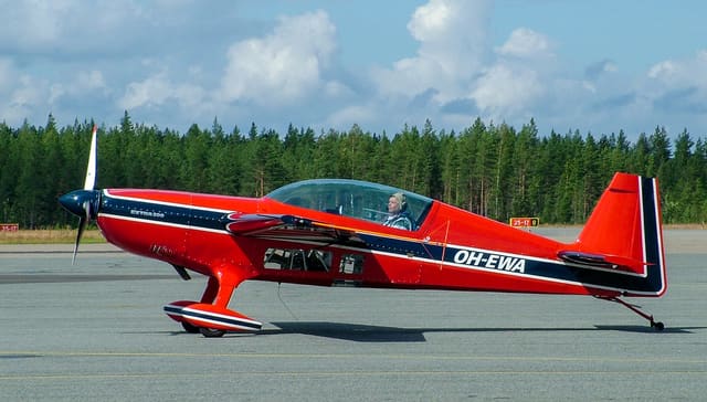 OH-EWA - Single-engine aircraft