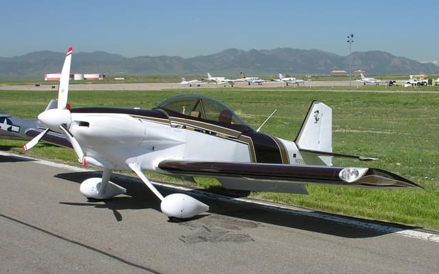 N12YB - Single-engine aircraft