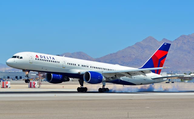 N697DL - Boeing