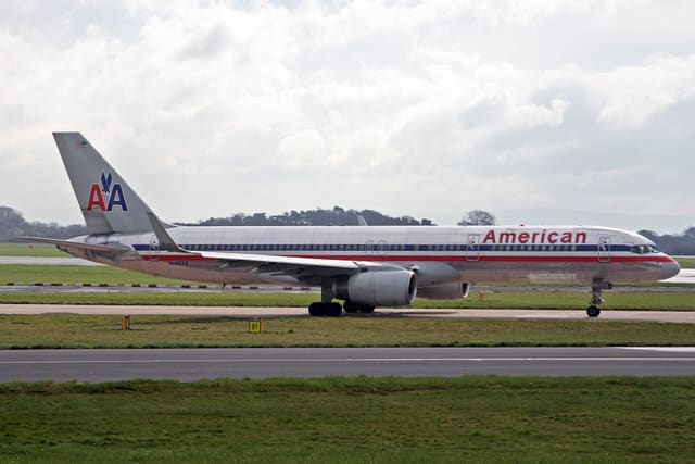 N198AA - Twin-engine aircraft