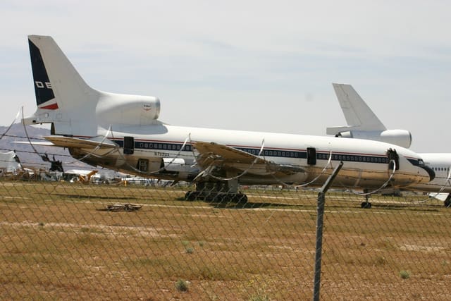 N752DA - Douglas