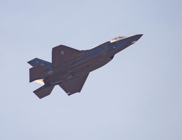  - Aircraft