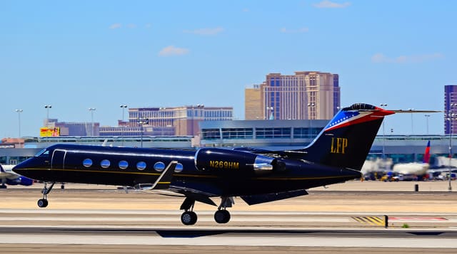 N269HM - Business jet