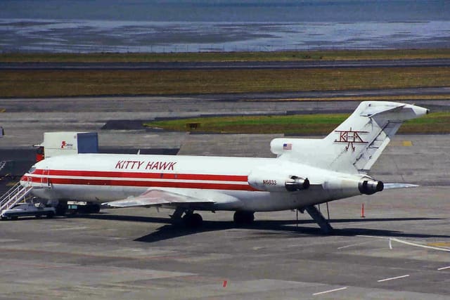 N6833 - Aircraft