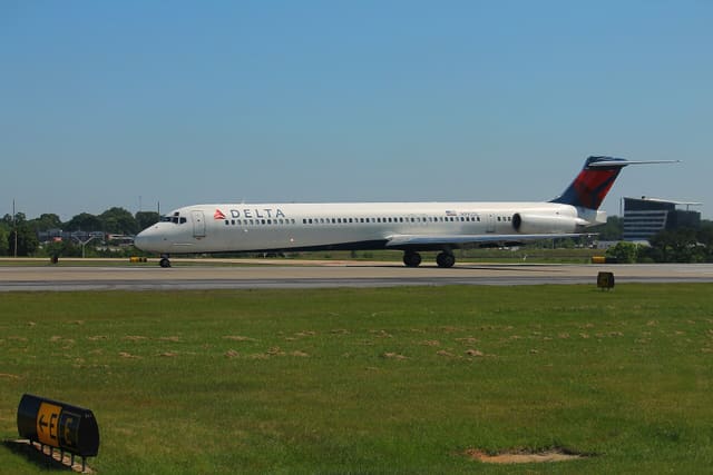 N993DL - Aircraft