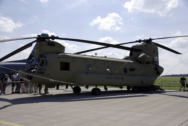  - Helicopter