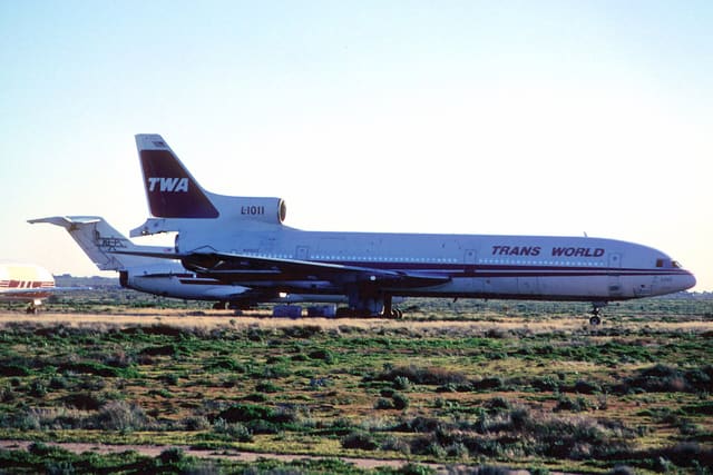 N31023 - Aircraft