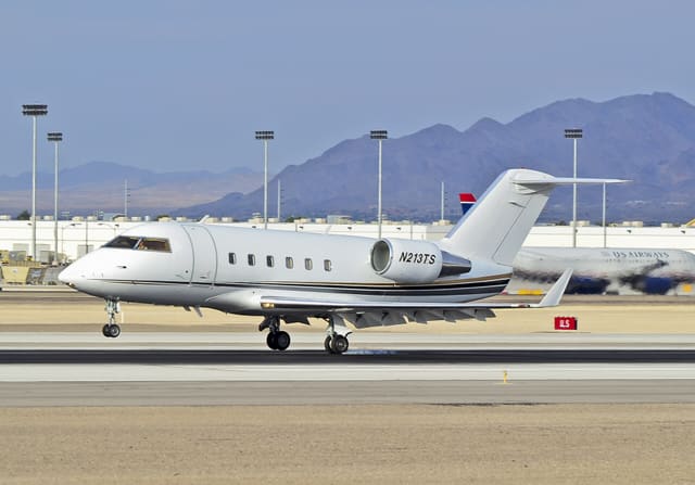N213TS - Business jet