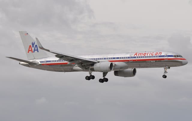N196AA - Boeing