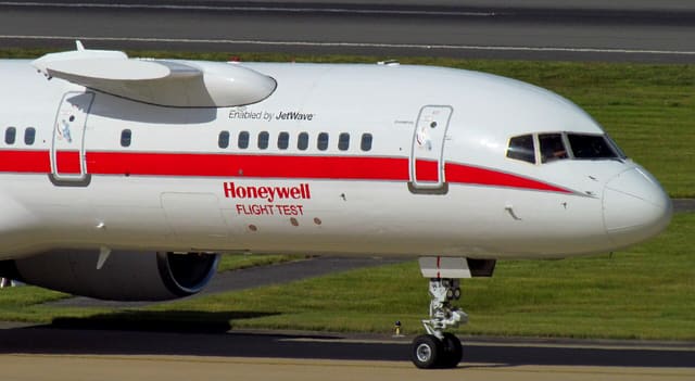 N757HW - Business jet