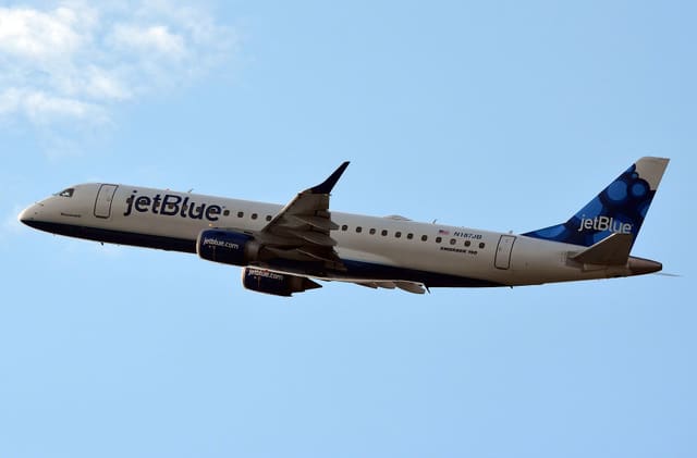 N187JB - Embraer