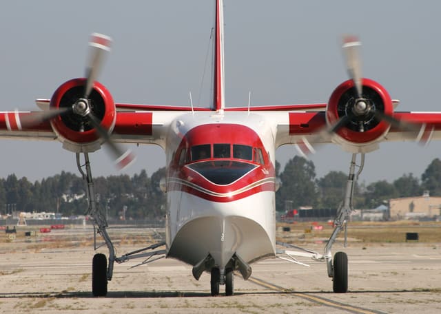 N43GL - Twin-engine aircraft