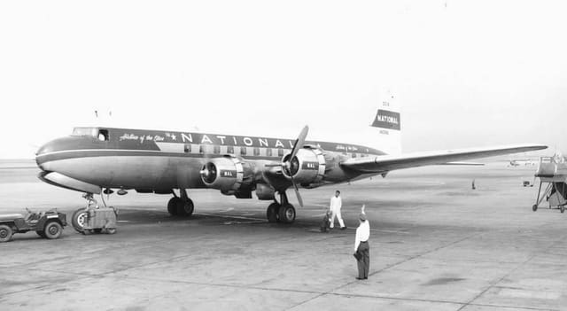 N90896 - Twin-engine aircraft