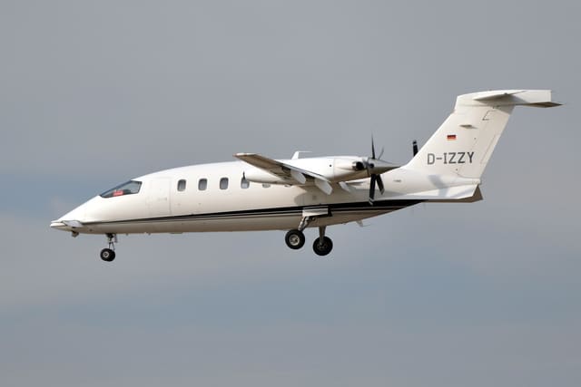 D-IZZY - Aircraft