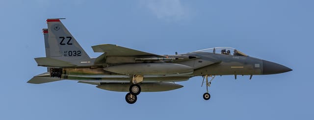  - Twin-engine aircraft