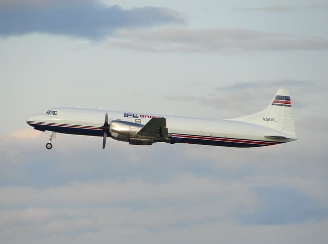 N361FL - Twin-engine aircraft