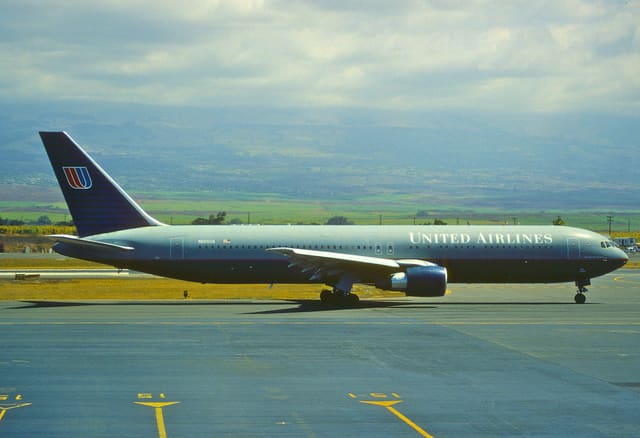 N665UA - Boeing