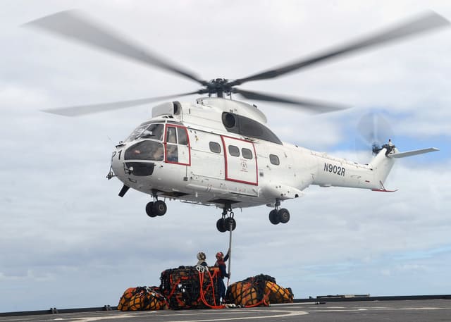 N902R - Helicopter