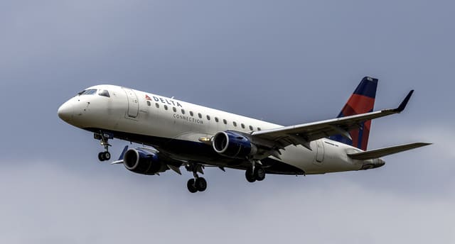 N226JQ - Embraer