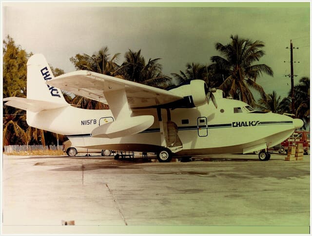 N115FB - Twin-engine aircraft