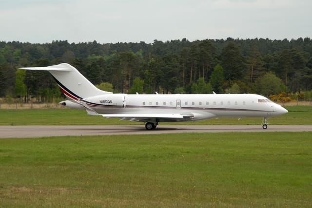 N160QS - Bombardier