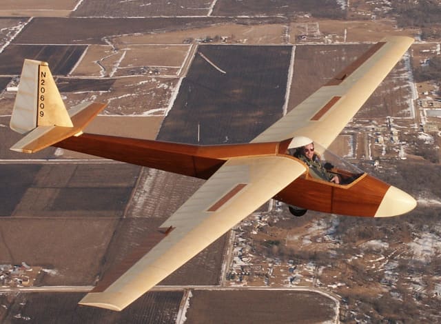 N20609 - Glider