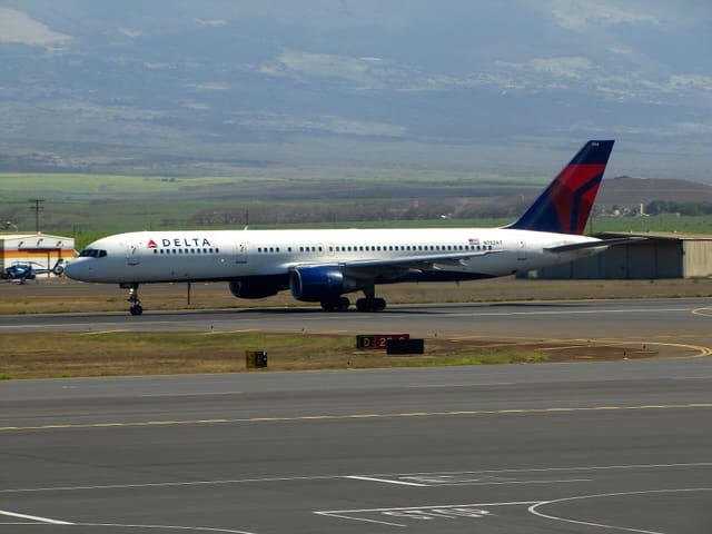 N752AT - Boeing
