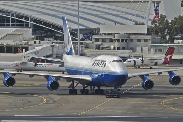 N174UA - Boeing