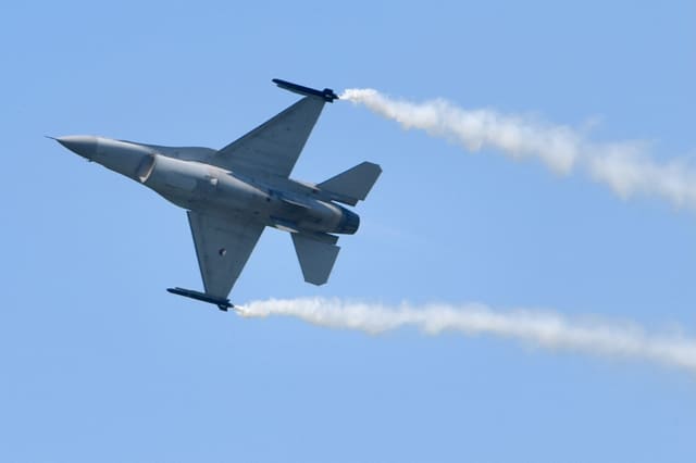  - Single-engine aircraft