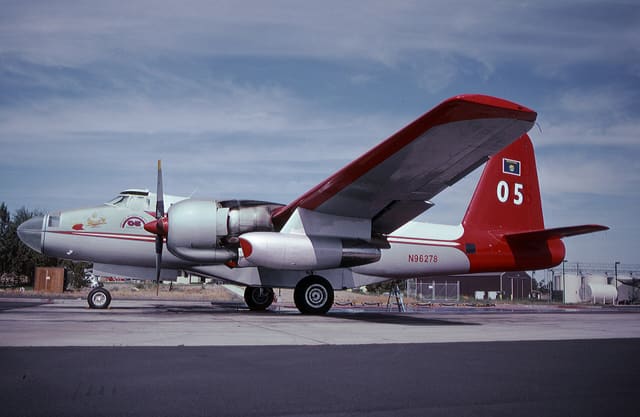 N96278 - Twin-engine aircraft