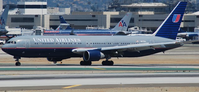 N673UA - Boeing