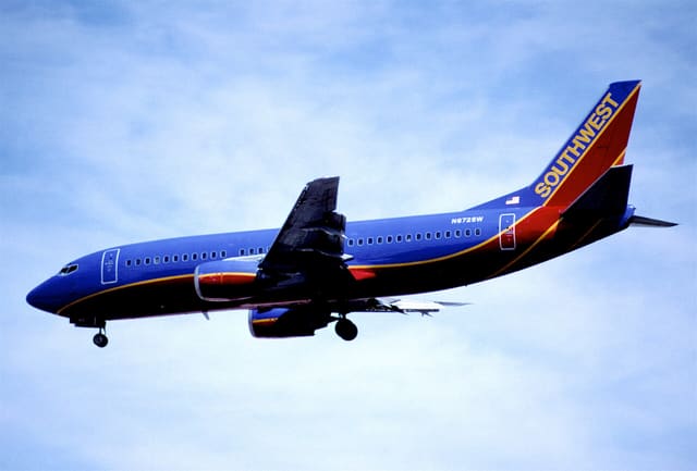 N672SW - Boeing