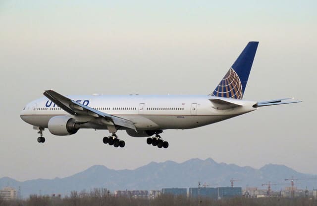 N222UA - Boeing