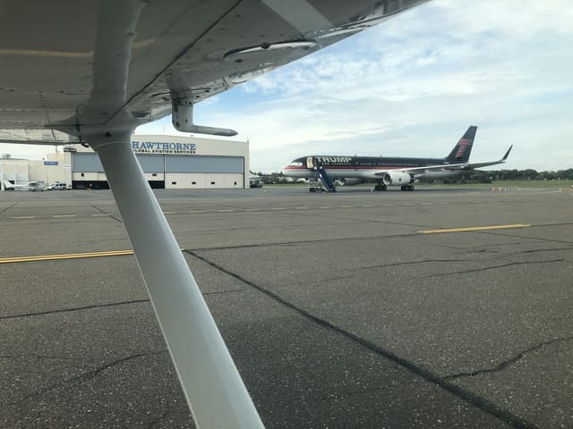 N757AF - Twin-engine aircraft