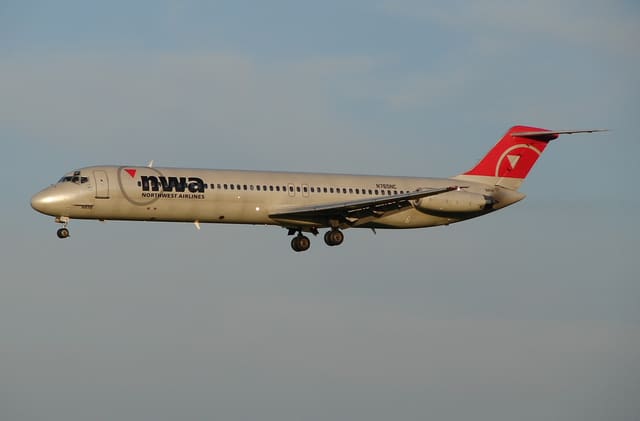 N765NC - Douglas