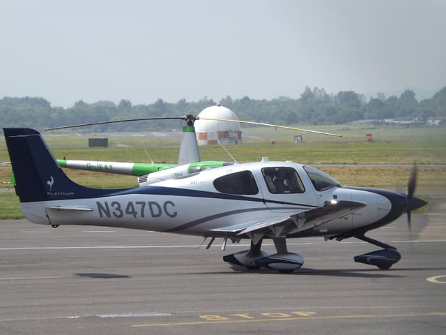 N347DC - Cirrus