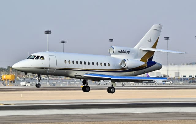 N908JB - Business jet