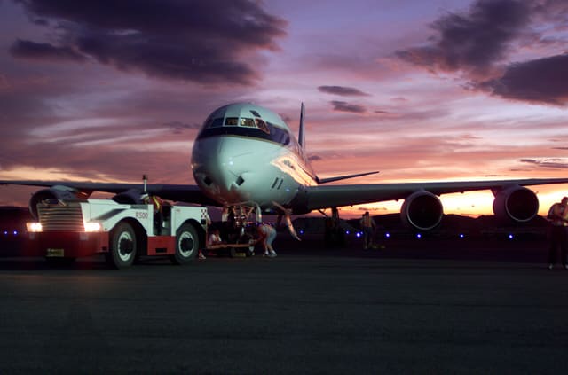 N817NA - Business jet