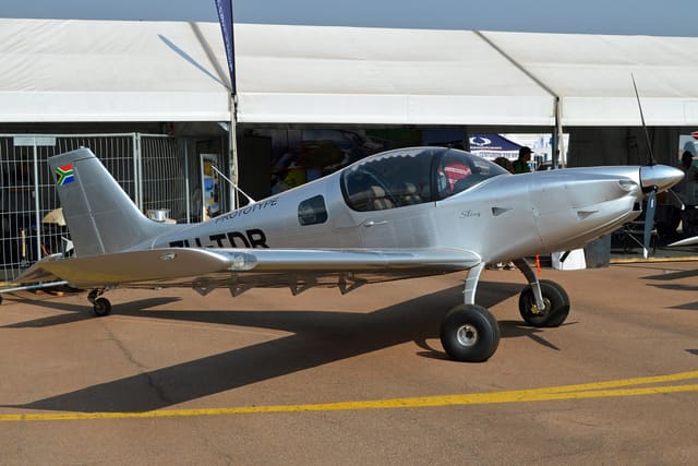 ZU-TDR - Aircraft