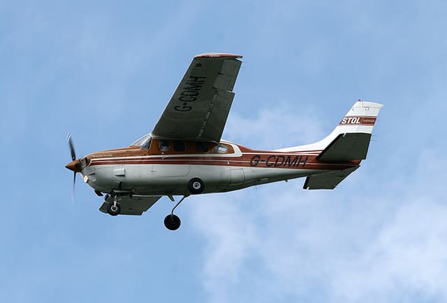 G-CDMH - Cessna