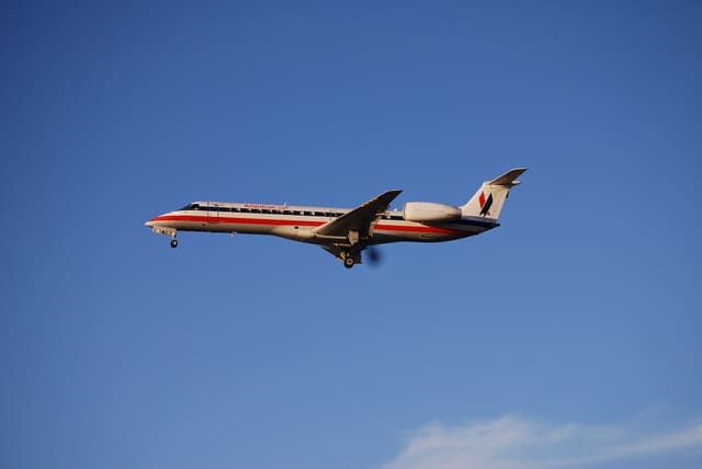 N833AE - Aircraft