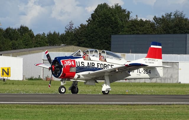 N1328B - Warbird