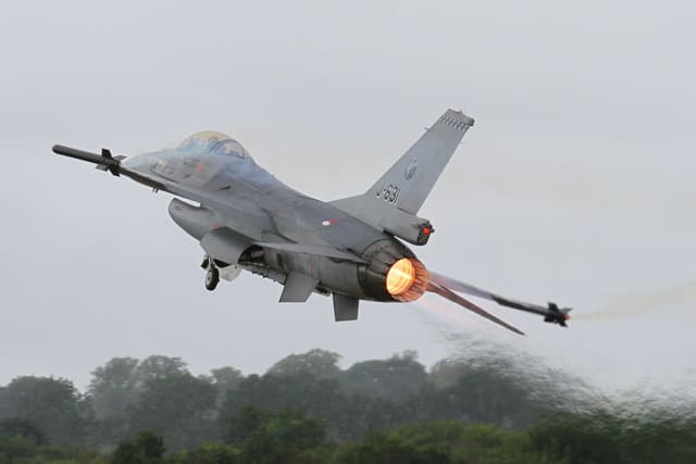  - Single-engine aircraft